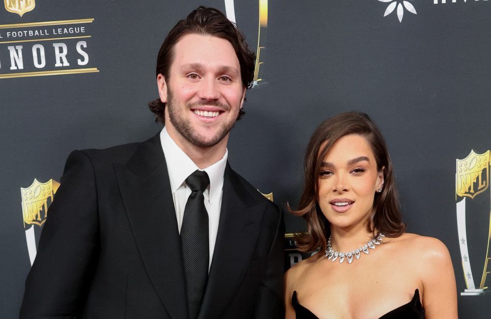 Josh Allen und Hailee Steinfeld