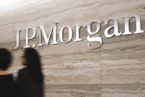 JPMorgan und Apple erwägen Übernahme des Kreditkartenprogramms von Goldman Sachs