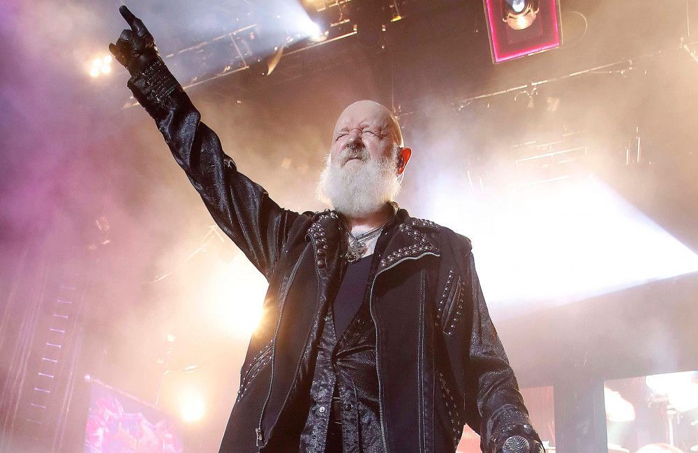 Judas Priest haben ein Cover von Black Sabbaths 'War Pigs' gemeinsam mit Ozzy aufgenommen.