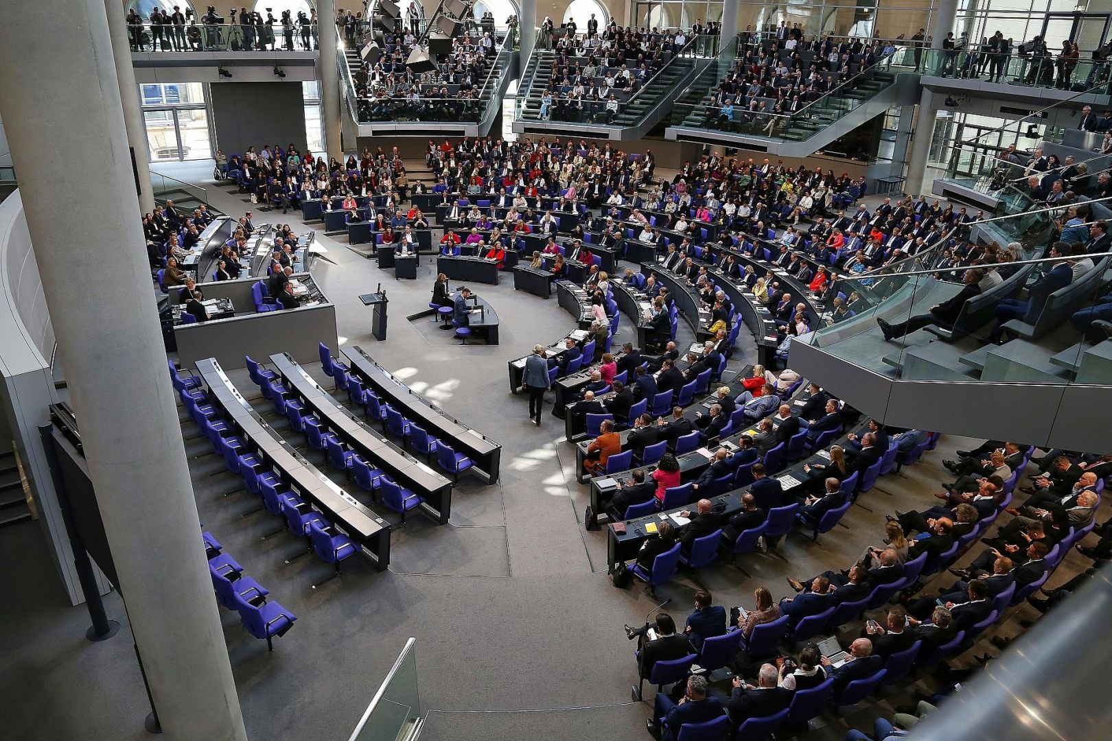 Konstituierende Sitzung des 21. Deutschen Bundestags (Archiv)