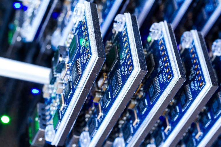 Langzeitlagerung elektronischer Bauteile: Was wirklich zählt – und warum der Lebenszyklus die Fragen stellt