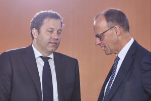 Lars Klingbeil und Friedrich Merz (Archiv)