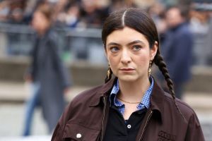 Laut Lorde hat Charli xcx' Album 'Brat' ihr den Mut gegeben, ihre verletzliche Seite auf ihrem neuen Album zu teilen.