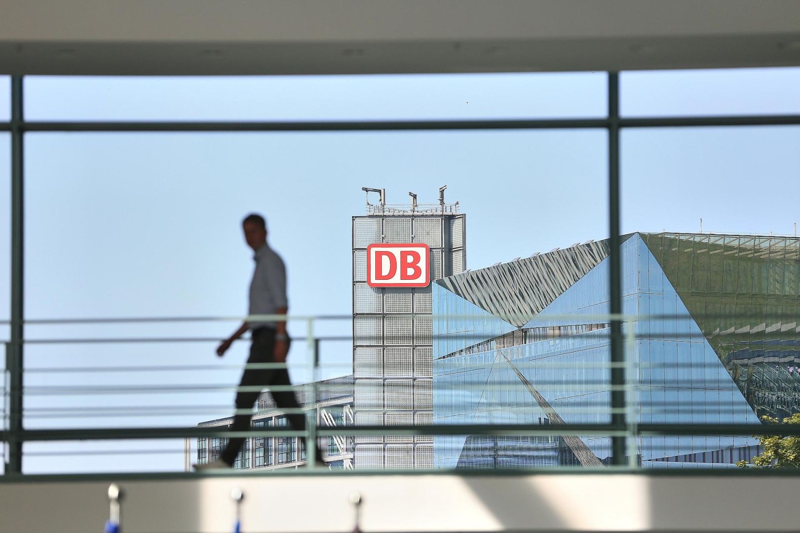 Logo der Deutschen Bahn (Archiv)
