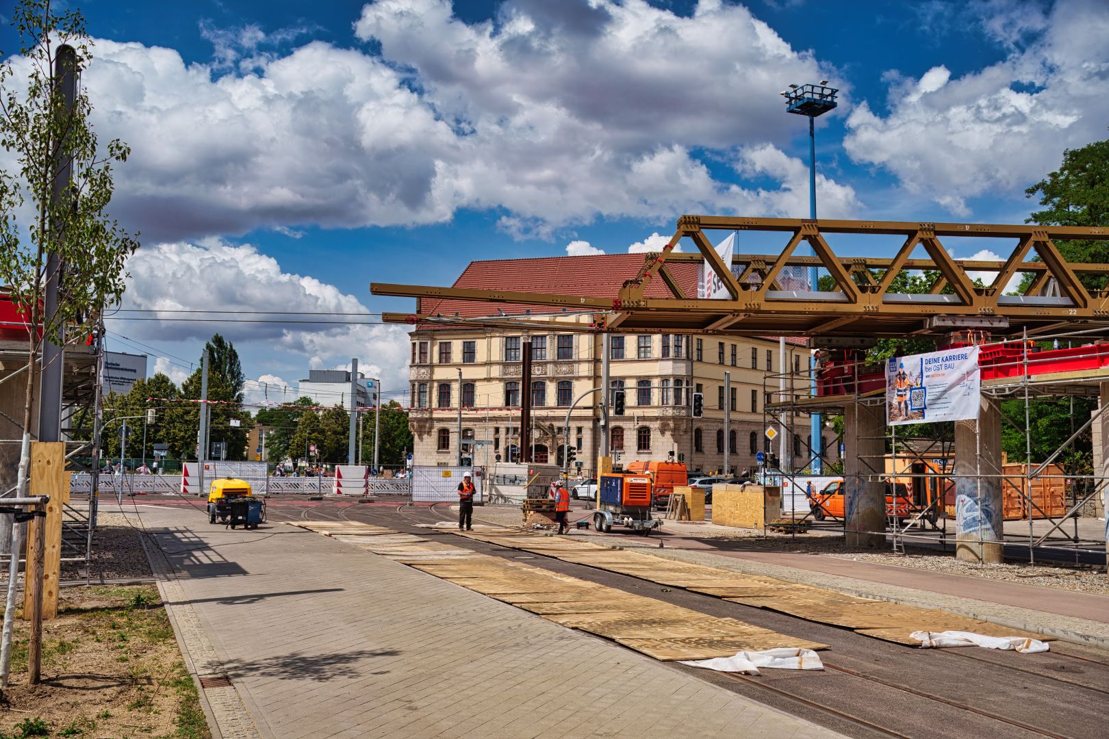 Magdeburger Ring: Neue Behelfsbrücken sichern Verkehrsfluss