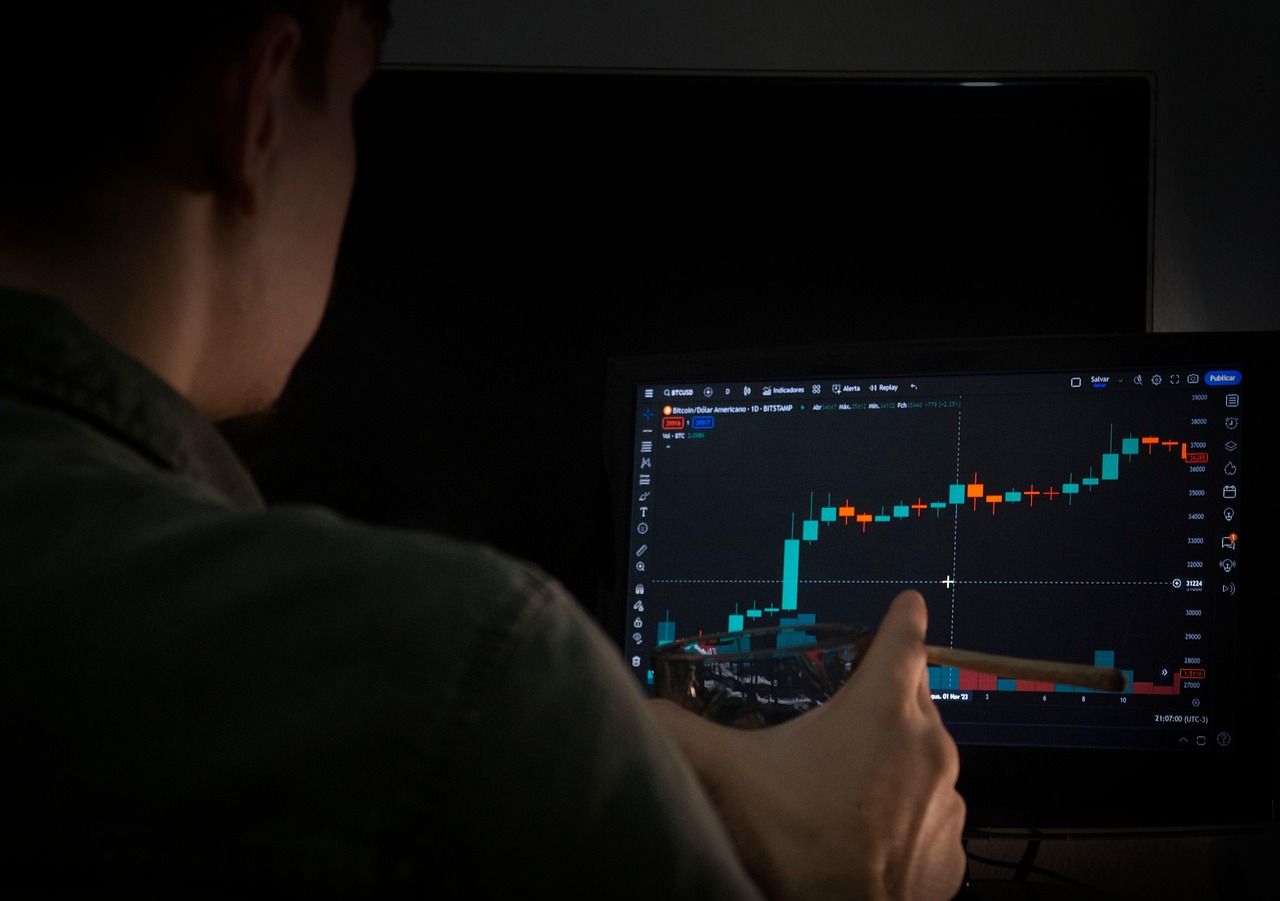 man, drinking, whiskey, brandy, liquor, smoking, tobacco, cigarette, addiction, habit, cryptocurrency, bitcoin, crypto, technology, digital, virtual, finance, altcoin, investment, computer, success, graphics, economy, forex, entrepreneur, altcoin, forex,