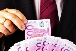 Manager kassieren ab – während der Rest kaum mithält