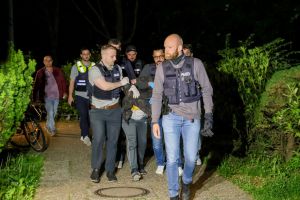 Mann verletzt mehrere Menschen in Bielefeld - Festnahme