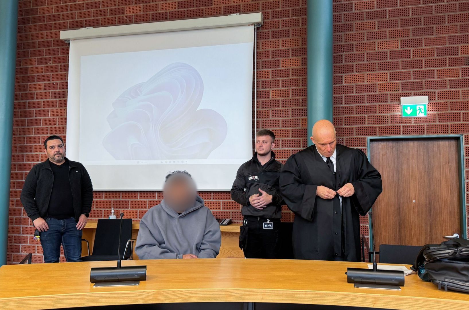 Mann wegen Mordes vor Gericht