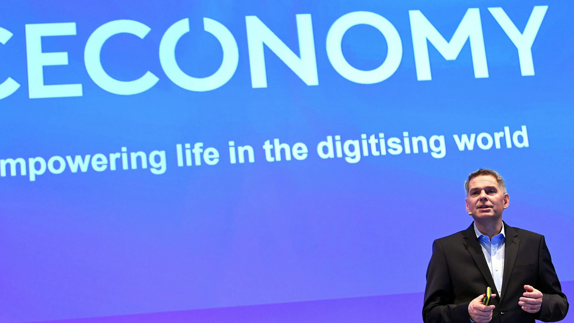 Medios ersetzt Ceconomy im SDAX – Unsicherheit nach JD.com-Deal drückt Kurse