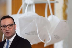 Milliardengrab Maskenaffäre: Spahn verteidigt sich