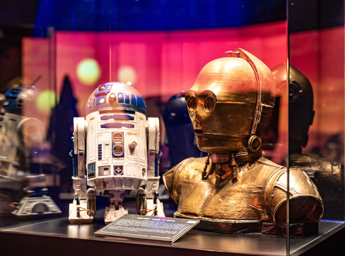 Nach Ausstellungserfolg verlängert: “The Fans Strike Back” mit neuem internationalem Fanfilm noch bis zum 12.04 im Münchner Pineapple Park