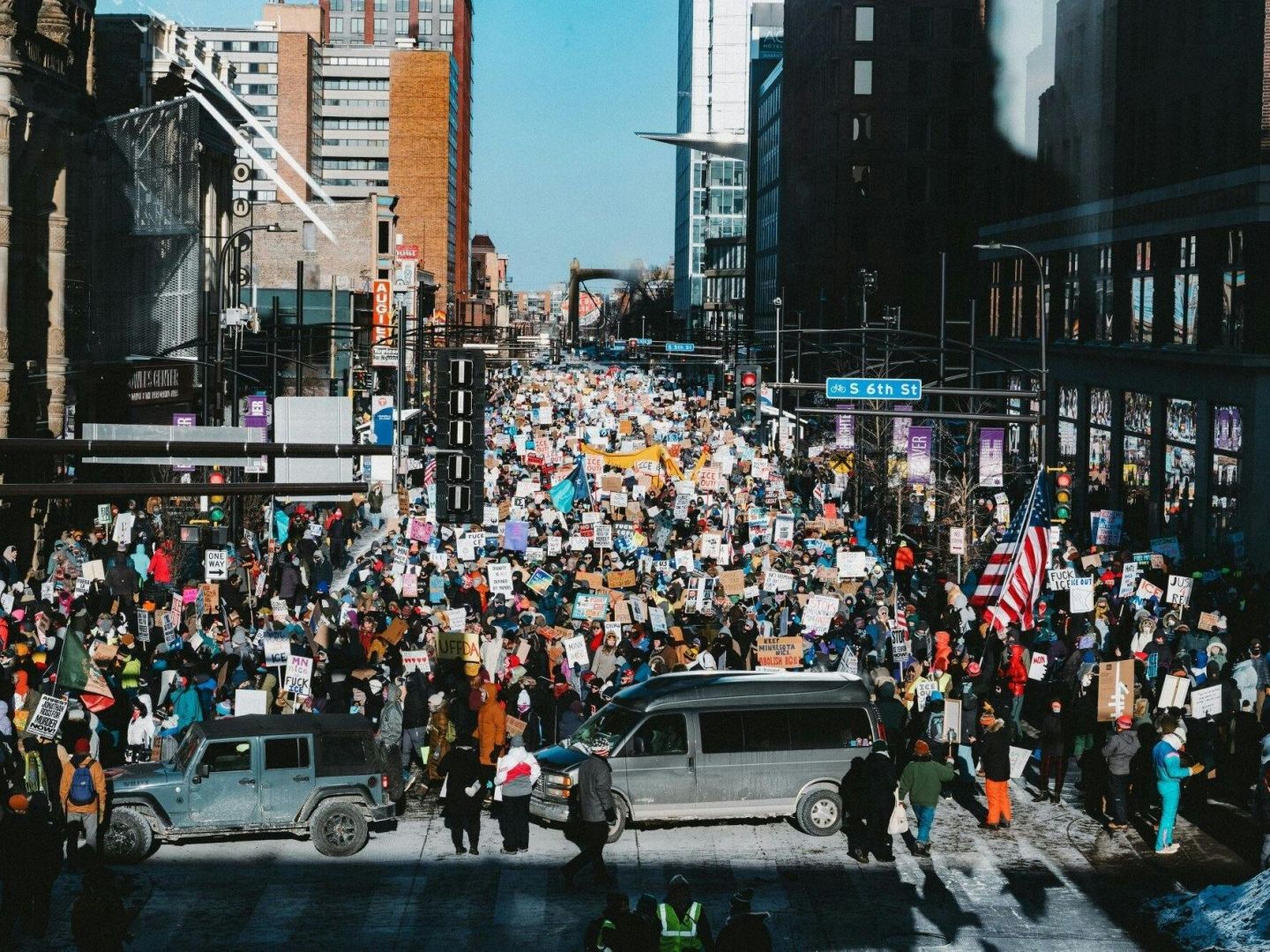 Nach tödlichen ICE-Einsätzen: Demokraten drohen mit neuem Shutdown der US-Regierung