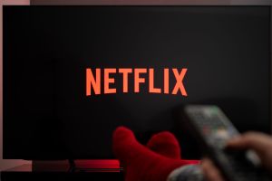 Netflix übertrifft Erwartungen: Aktie legt nach Q3-Zahlen kräftig zu