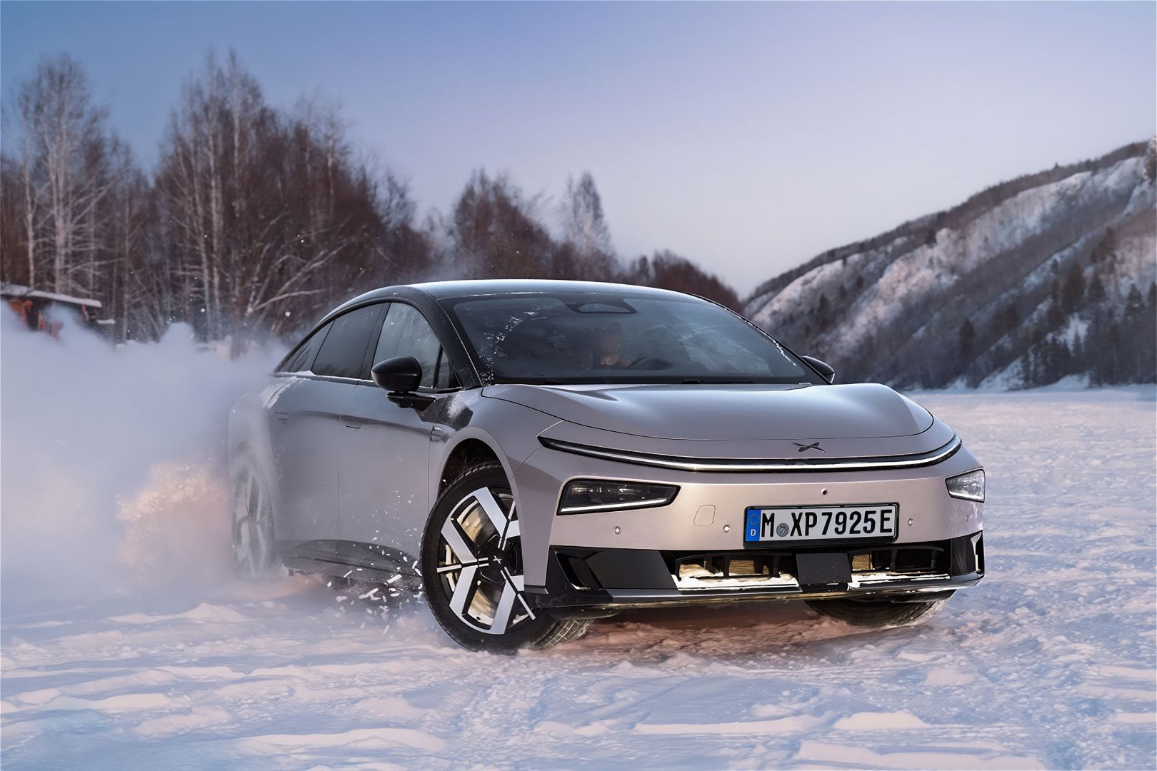 Neuer XPENG P7+ feiert Europapremiere auf der Brüssel Motor Show