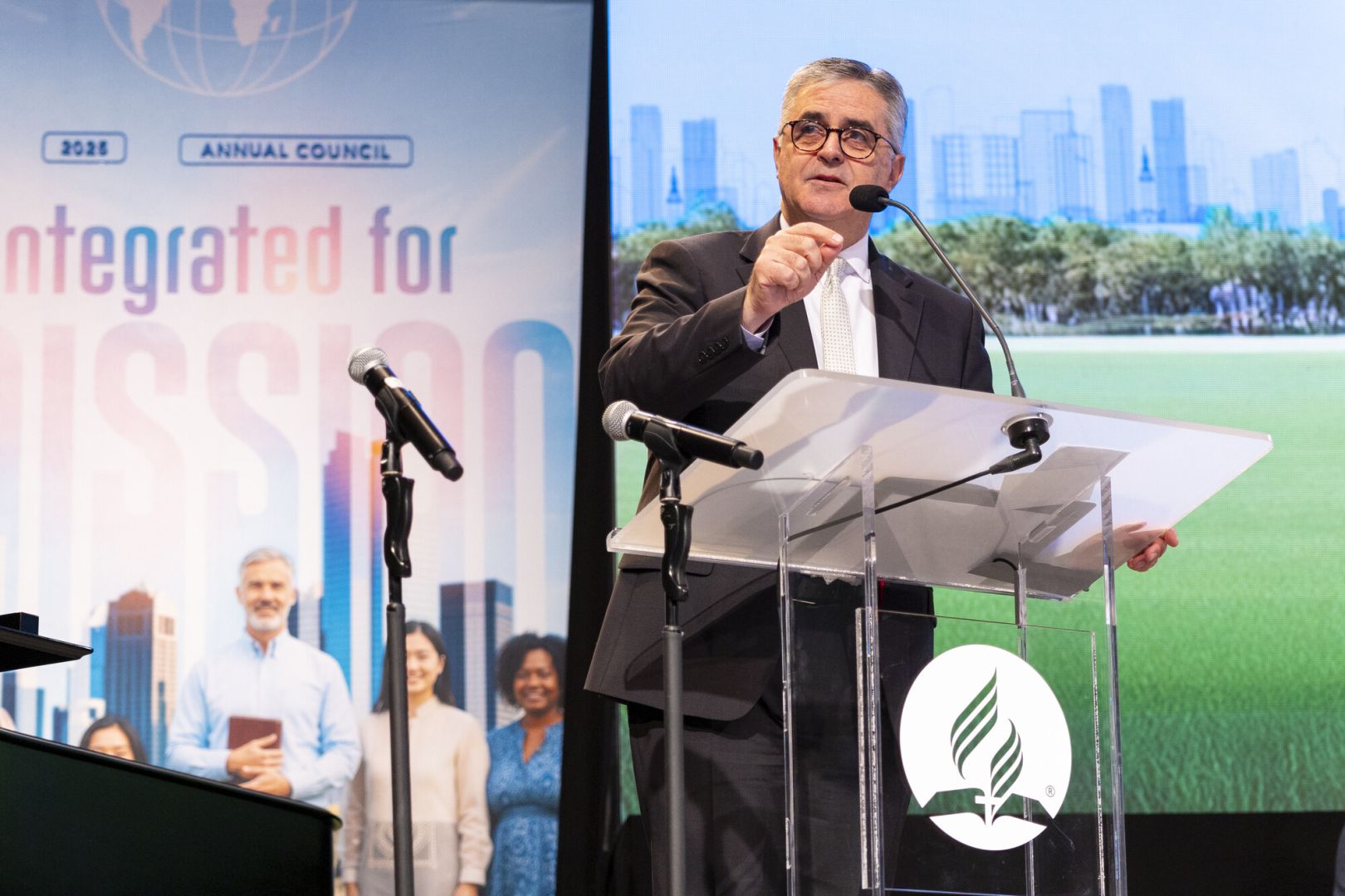 „Niemanden zurücklassen“: Präsident der adventistischen Weltkirchenleitung ruft zu Einheit trotz Unterschiedlichkeit auf