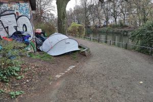 Obdachlose kampieren (Archiv)