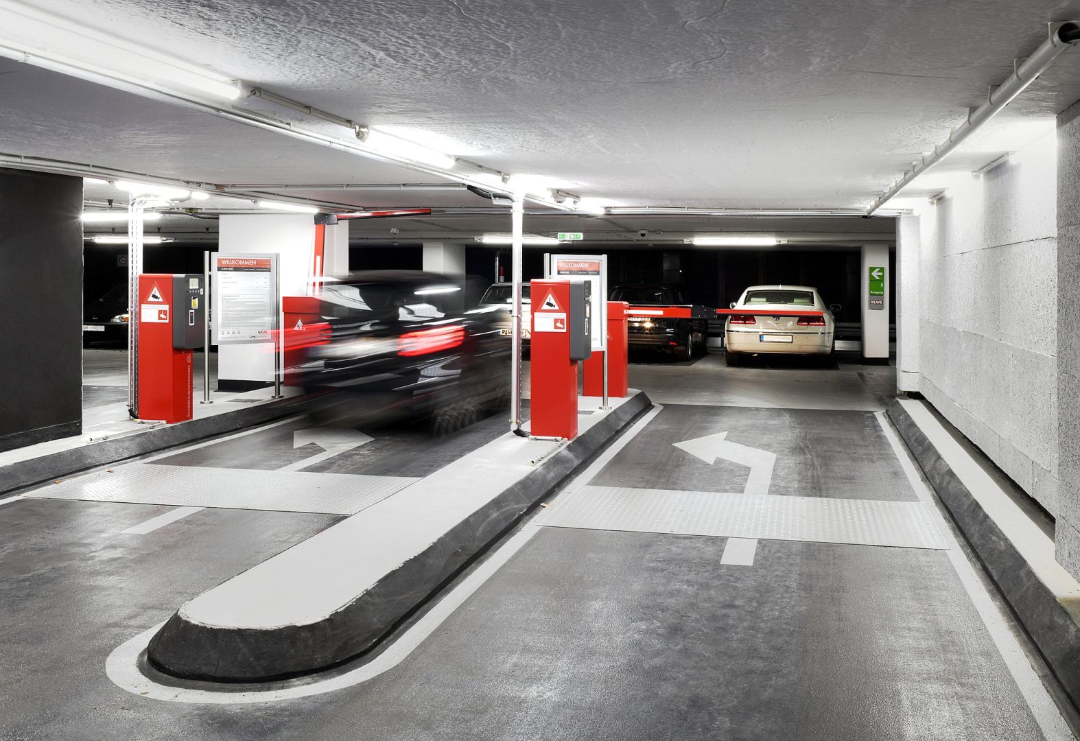 Park One, ein Unternehmen der Q-Park Gruppe: Übernahme des Parkobjekts Kranzler Eck in Berlin