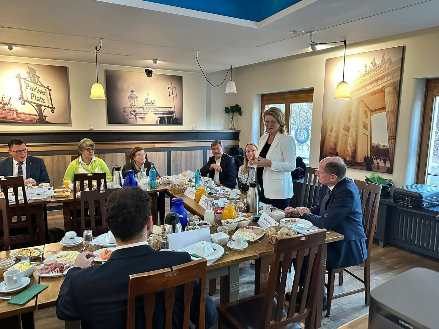 Parlamentarisches Frühstück des Eigenheimerverbandes Deutschland: Austausch zu Wohnraumpolitik, Baukultur und Zukunft des Einfamilienhausbestands