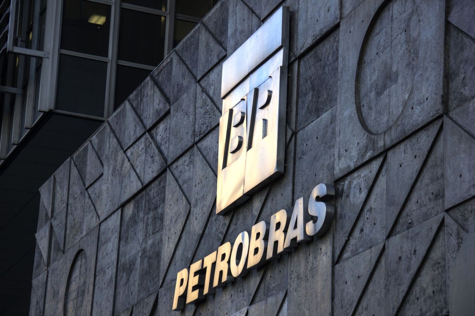 Petrobras unter Druck: Streik trifft auf Milliardenfund