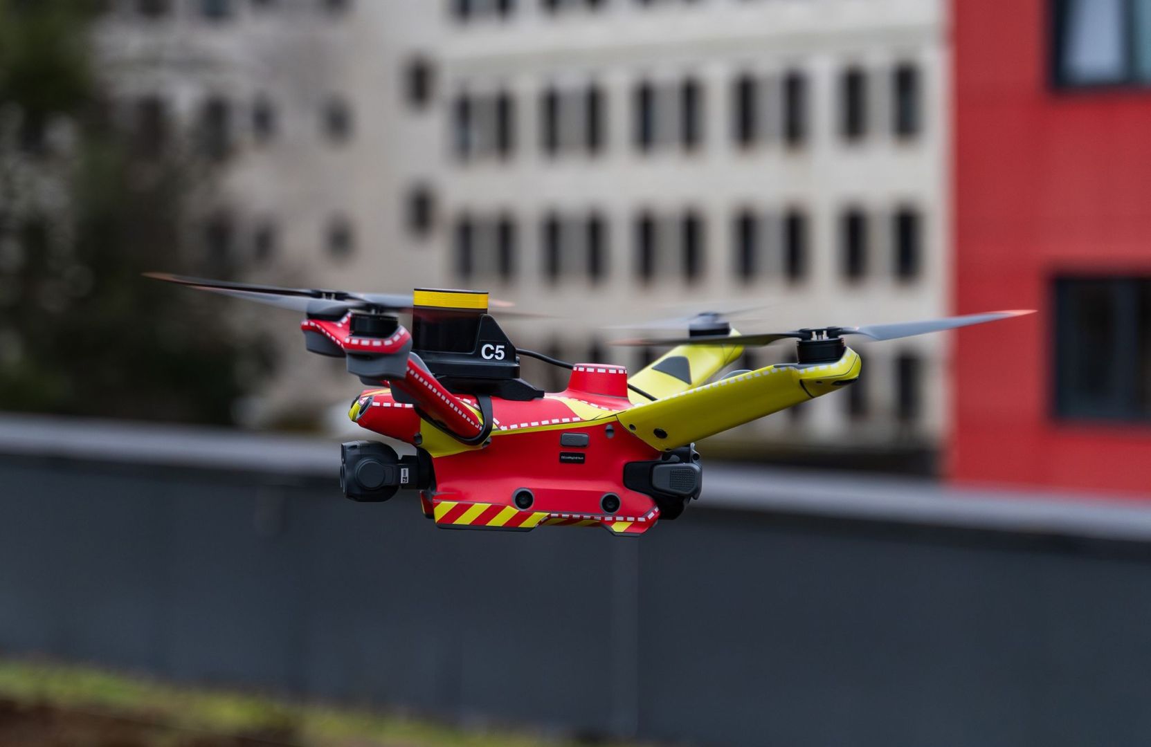 Pilotprojekt in München - Drohnen fliegen Feuerwehr voraus