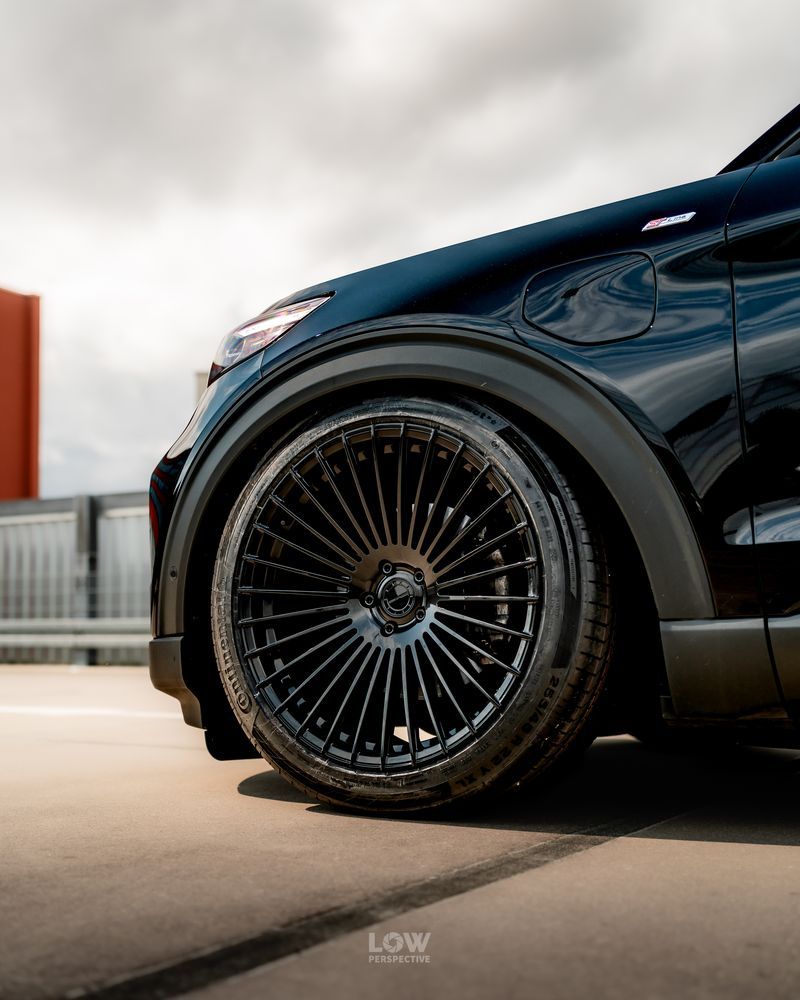 Plug - in - Hybrid - SUV Ford Explorer auf Cor.Speed Atmos