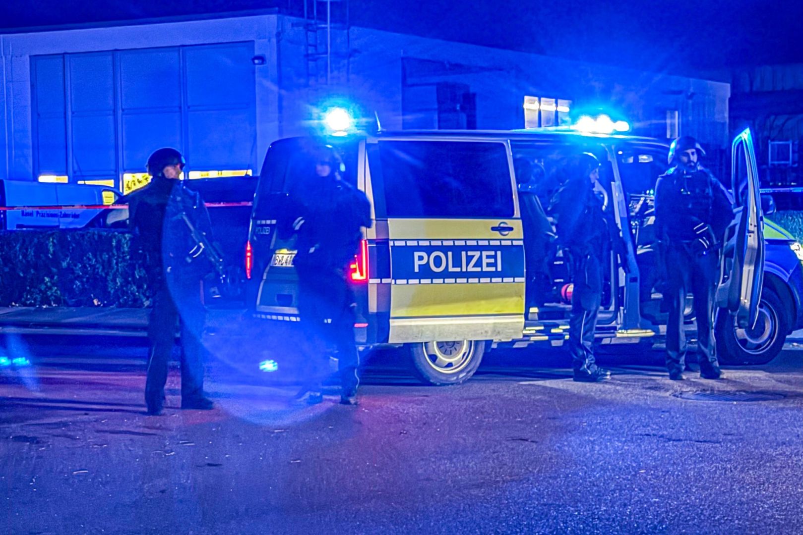 Polizei: Zwei Tote nach Schüssen in Firma nahe Heilbronn