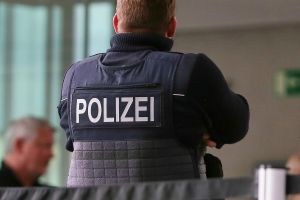 Polizist (Archiv)