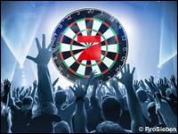 Promi-Darts-WM: Diese Stars lassen die Pfeile fliegen