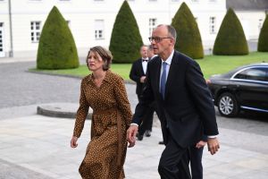 Regierungswechsel - Ernennung des Bundeskanzlers
