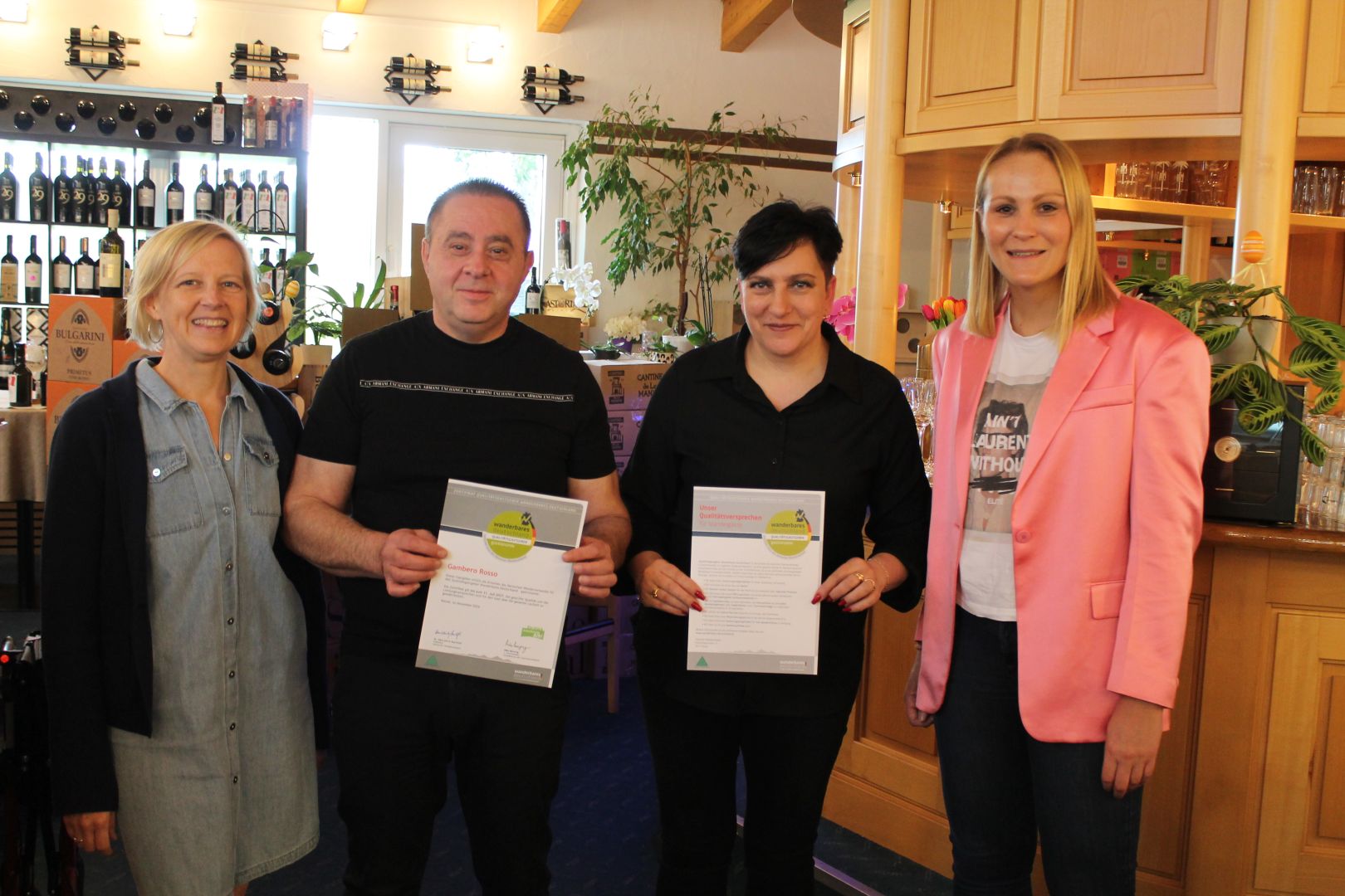 Restaurant am Golfplatz „Gambero Rosso“ in Sonnenbühl erneut als „Qualitätsgastgeber Wanderbares Deutschland“ rezertifiziert.