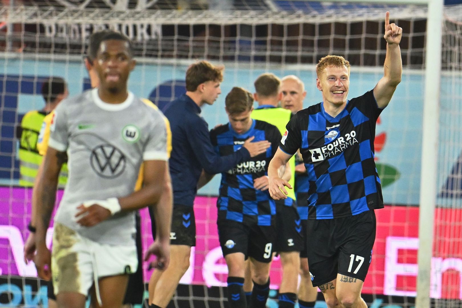 SC Paderborn 07 - VfL Wolfsburg
