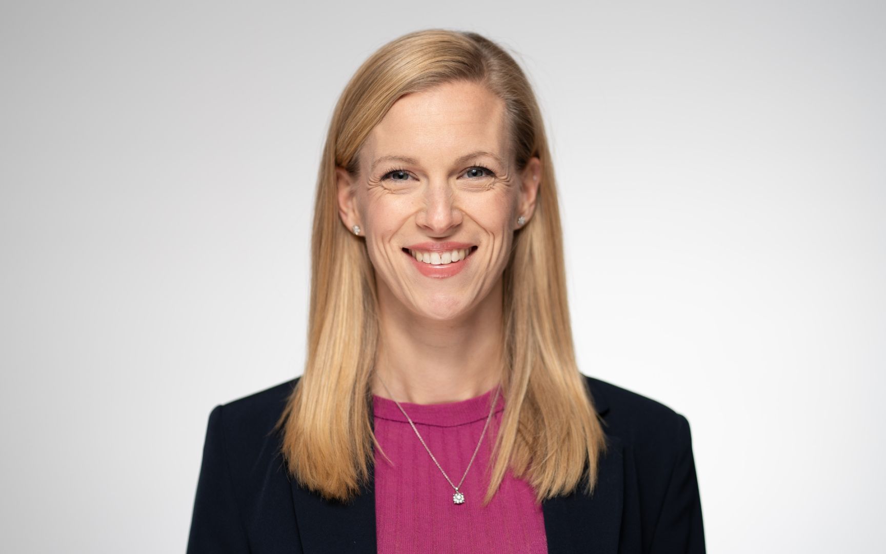 Schenkungsvertrag für Immobilien in Stuttgart: So übertragen Eigentümer ihre Immobilie rechtssicher