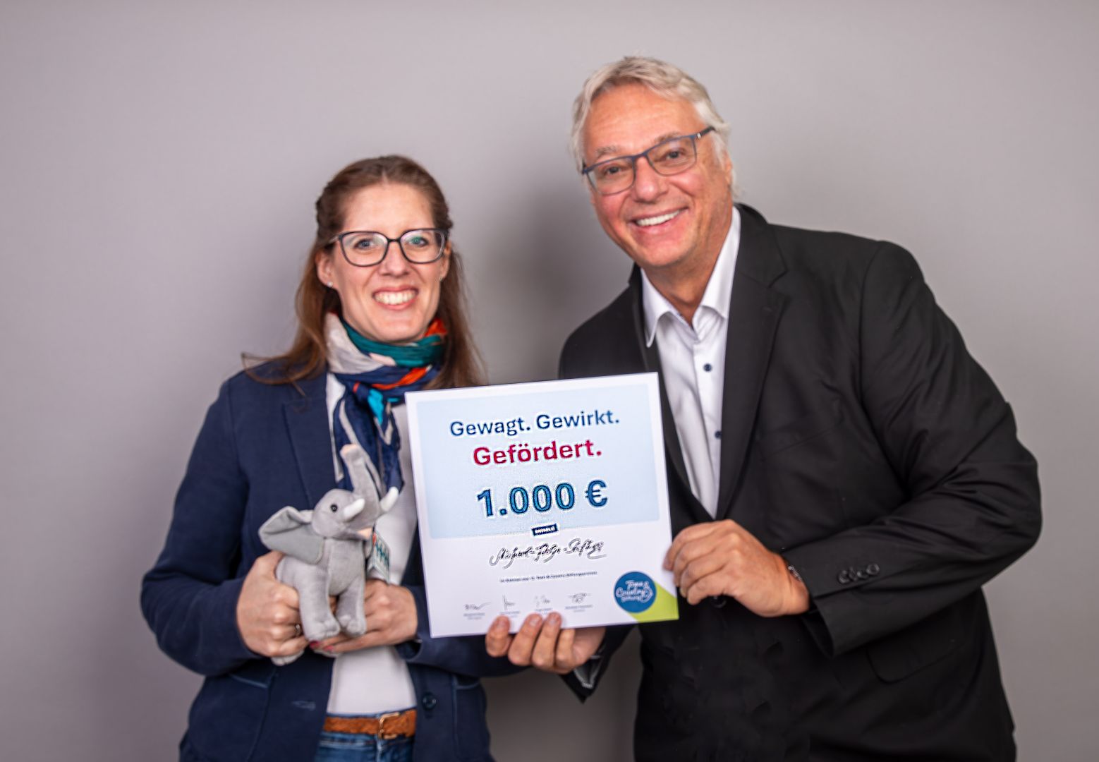 Schnelle Hilfe für Kinder in Not: 1.000 € Preisgeld erhält die Michael Holm Stiftung