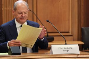 Scholz Mail-Affäre: Warum die Bundesregierung Transparenz vermeidet