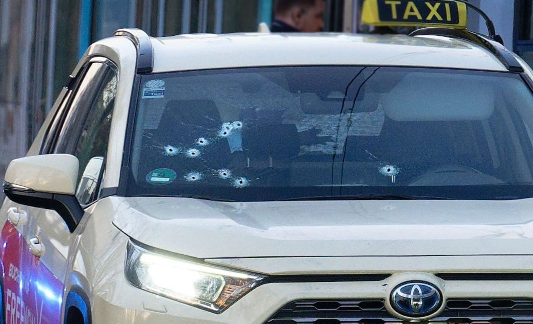 Schüsse auf Taxi-Fahrgast