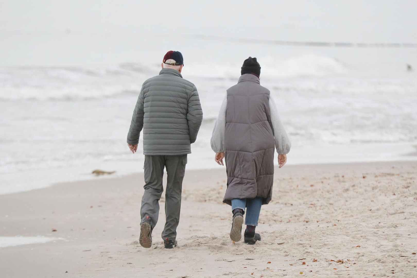 Senioren am Strand (Archiv)
