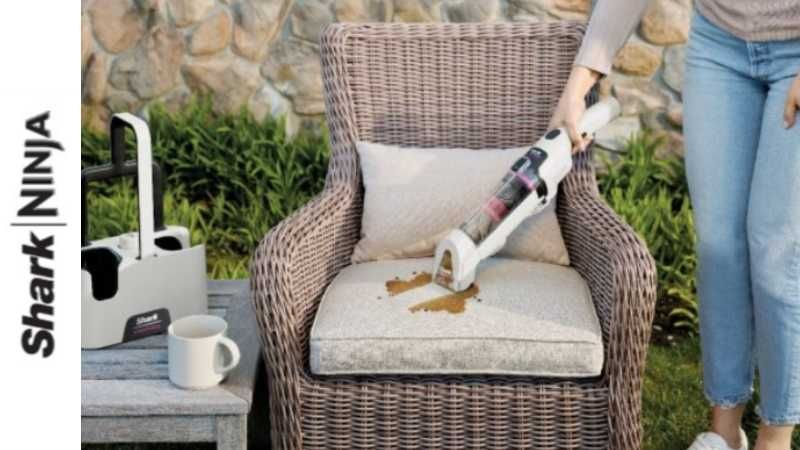 Shark StainForce – Innovativer kabelloser Fleckenentferner für eine gründliche Reinigung vor Ort