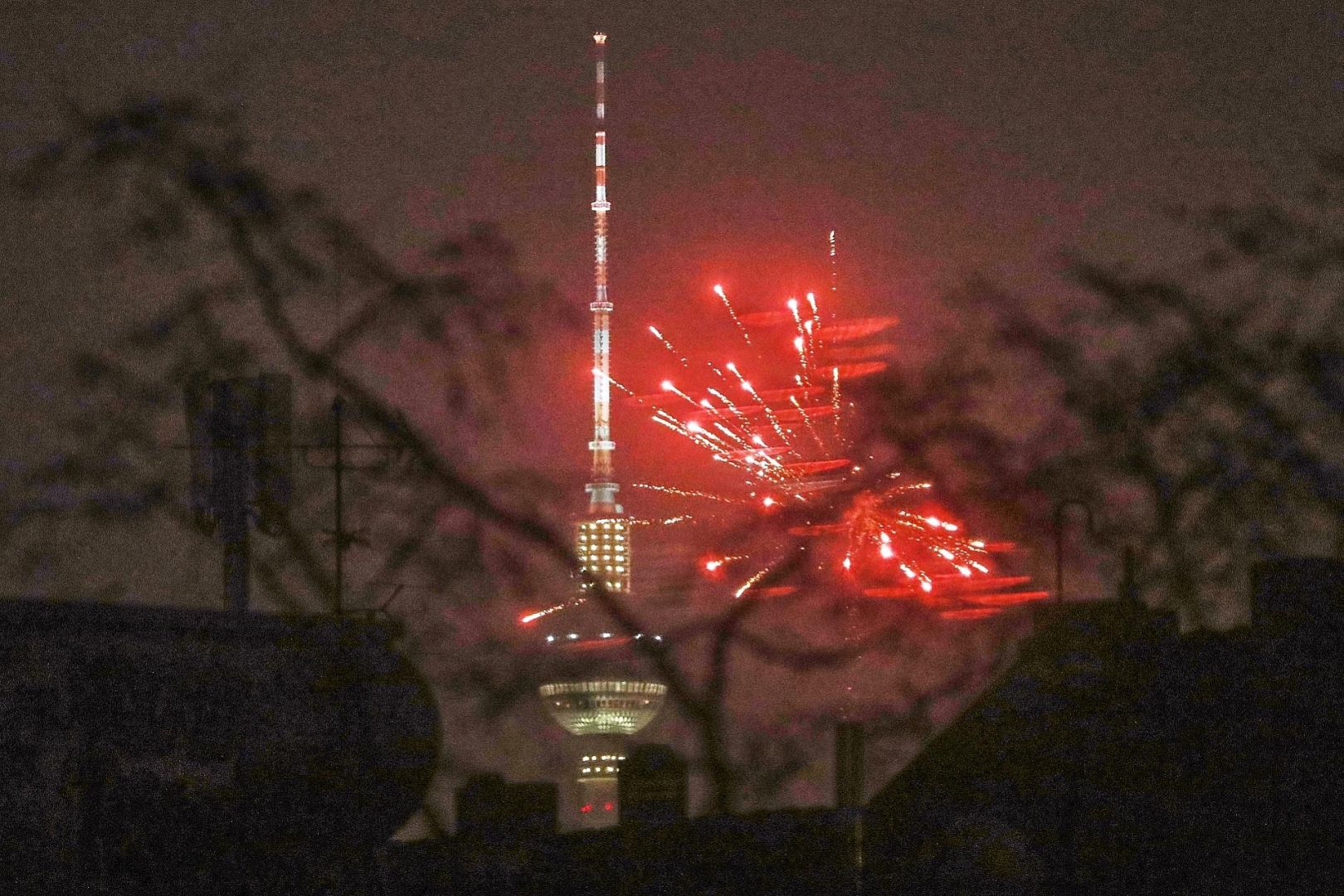 Silvesterfeuerwerk am Berliner Fernsehturm