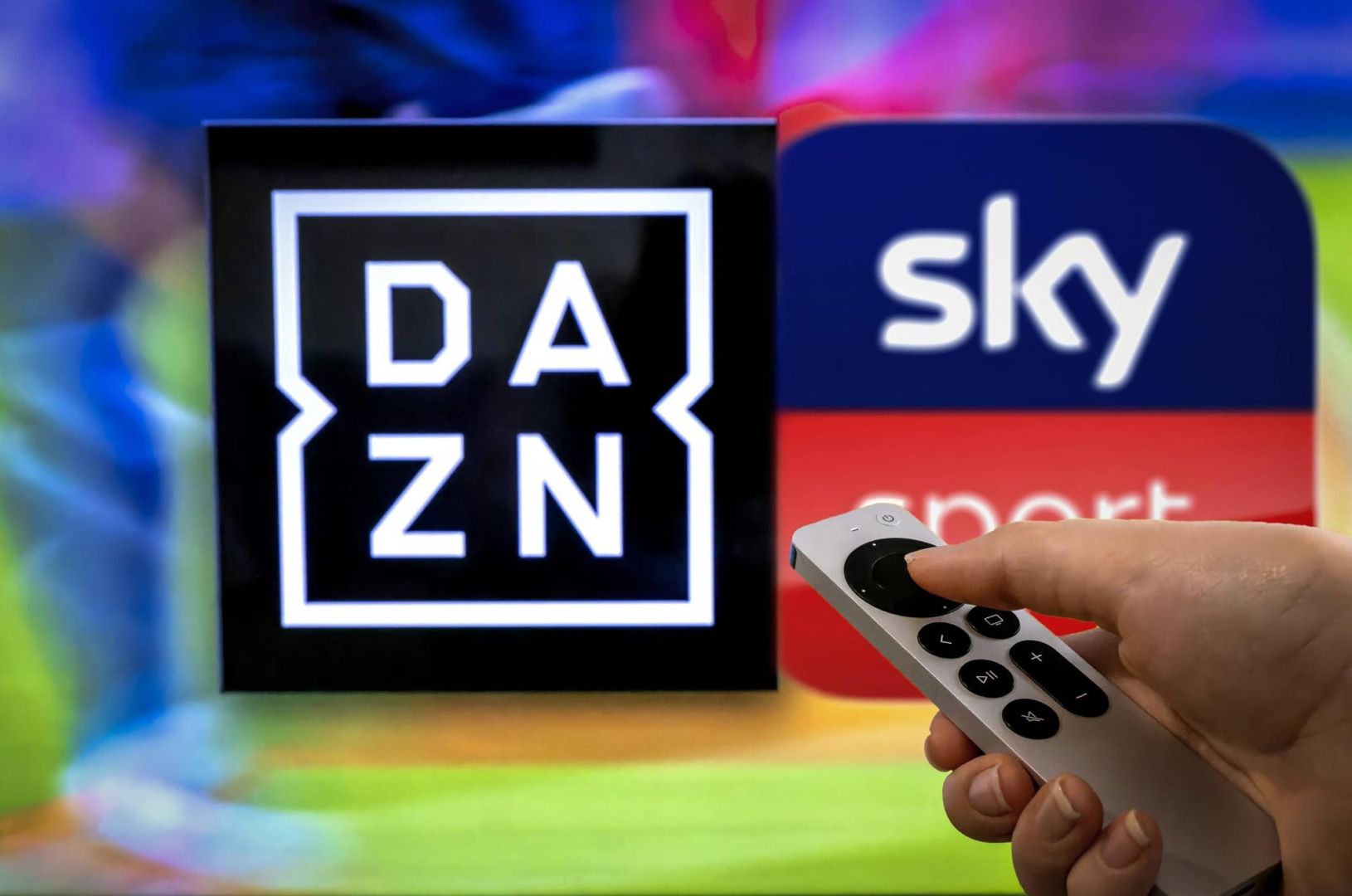 Sky verliert die Bundesliga-Konferenz: DAZN übernimmt das Steuer