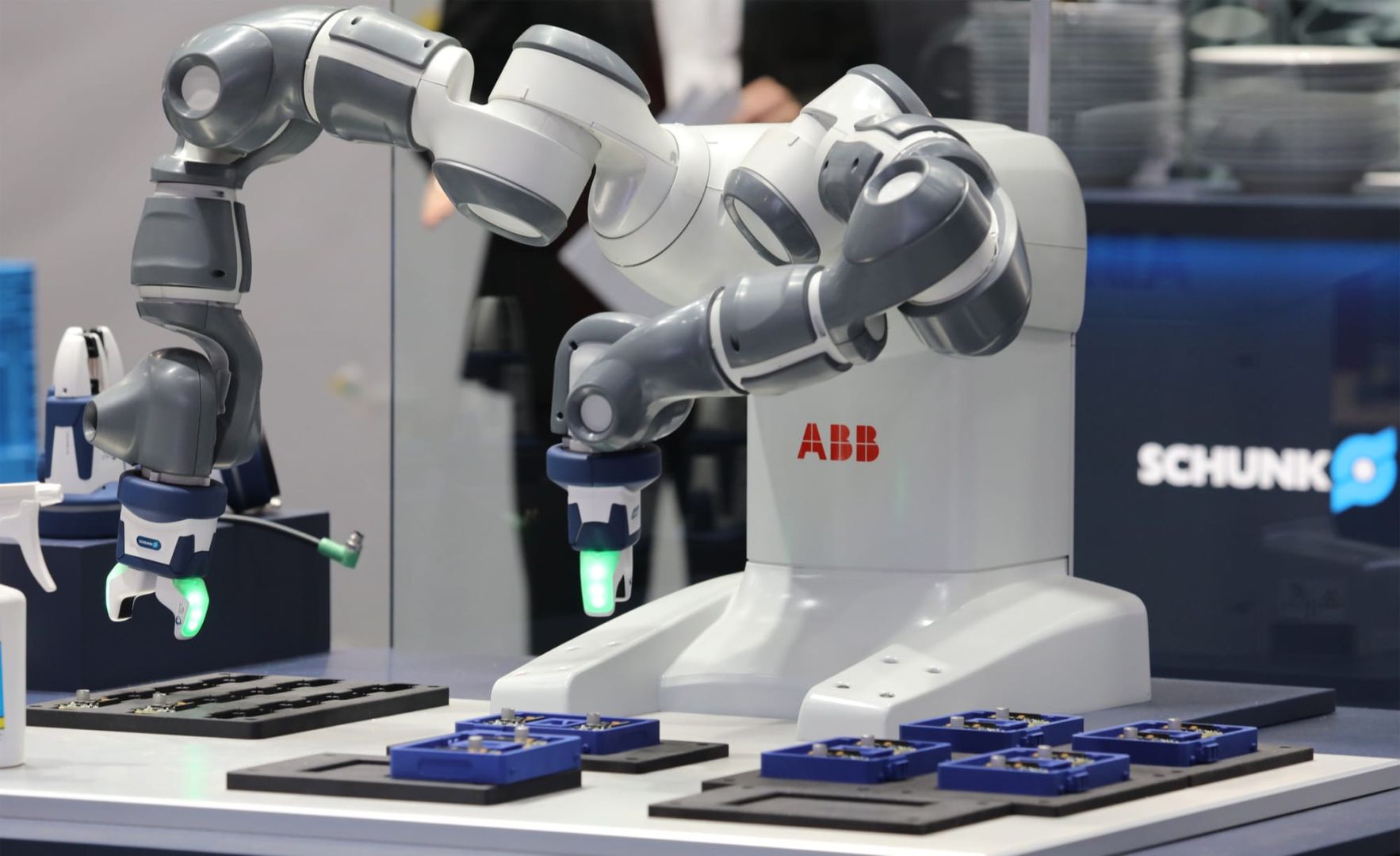 Softbank kauft ABB-Robotiksparte für 5,4 Milliarden Dollar