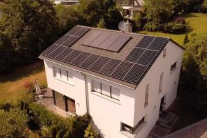 Solaranlagen funktionieren auch auf der Nordseite des Daches