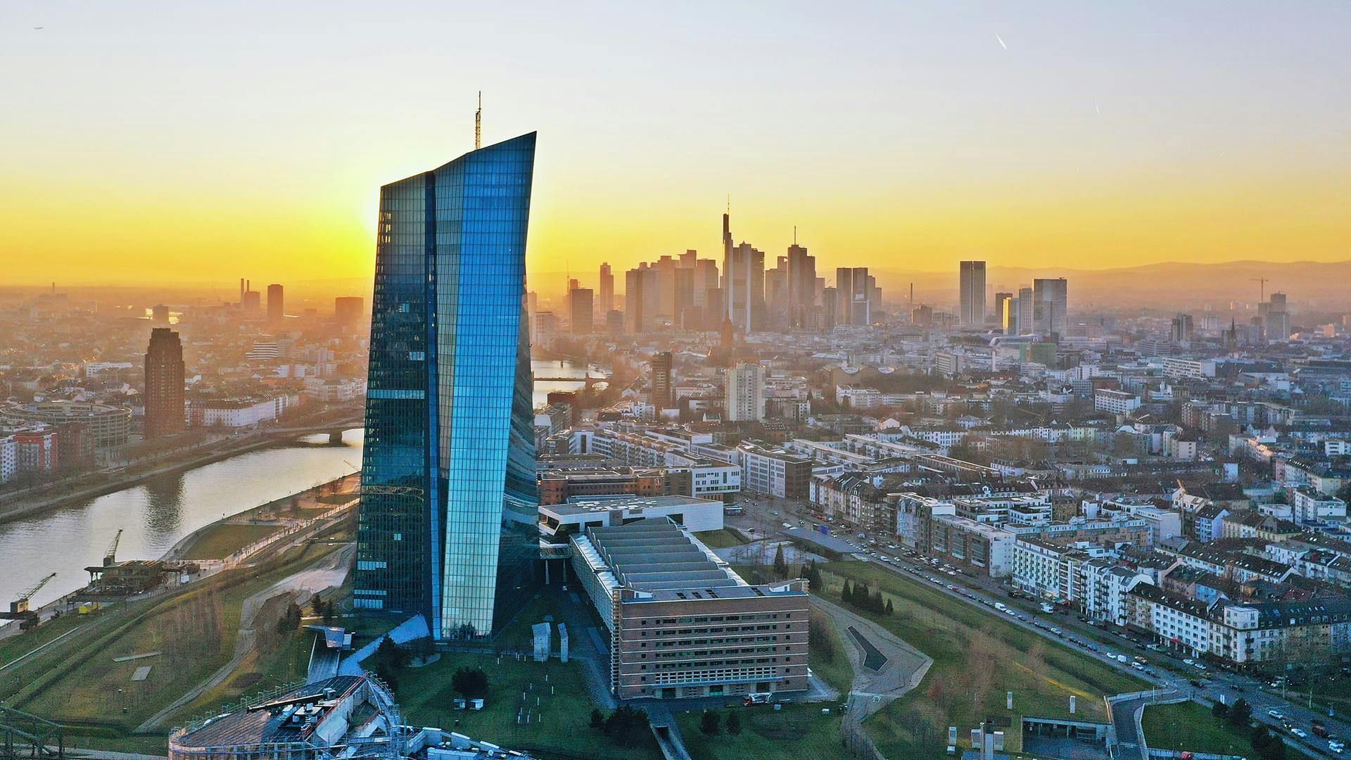 Sparer untergraben die Zinspolitik der EZB