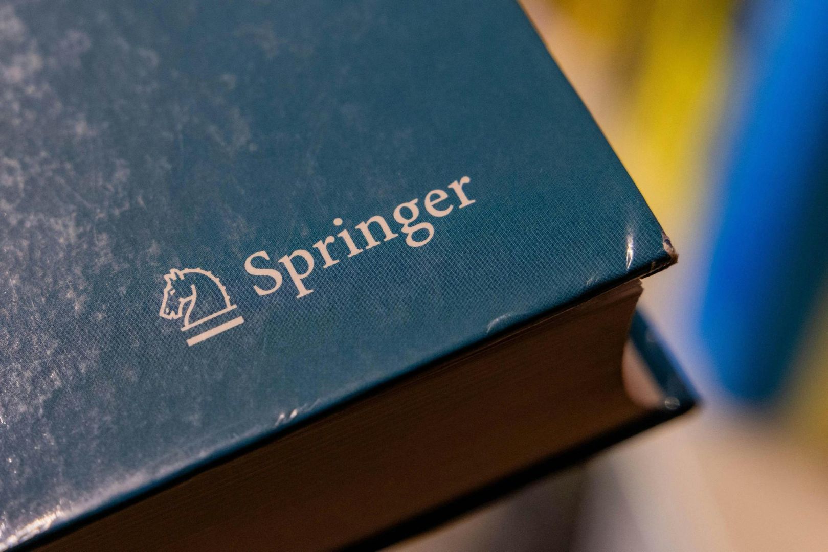 Springer Nature: Verlag steigert Umsatz und Gewinn deutlich