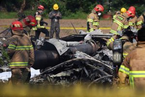 Südkoreanisches Militärflugzeug abgestürzt