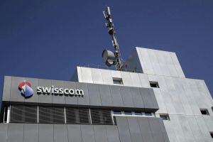 Swisscom senkt Jahresprognose nach Übernahme von Vodafone Italia