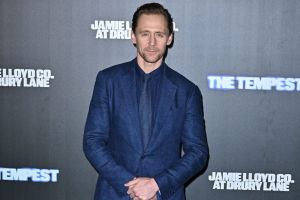 Tom Hiddleston ist immer offen dafür, in einem Musical mitzuspielen.
