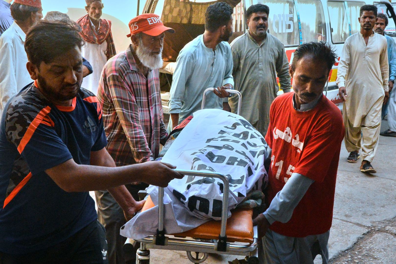 Tote nach Verkehrsunfall in Pakistan