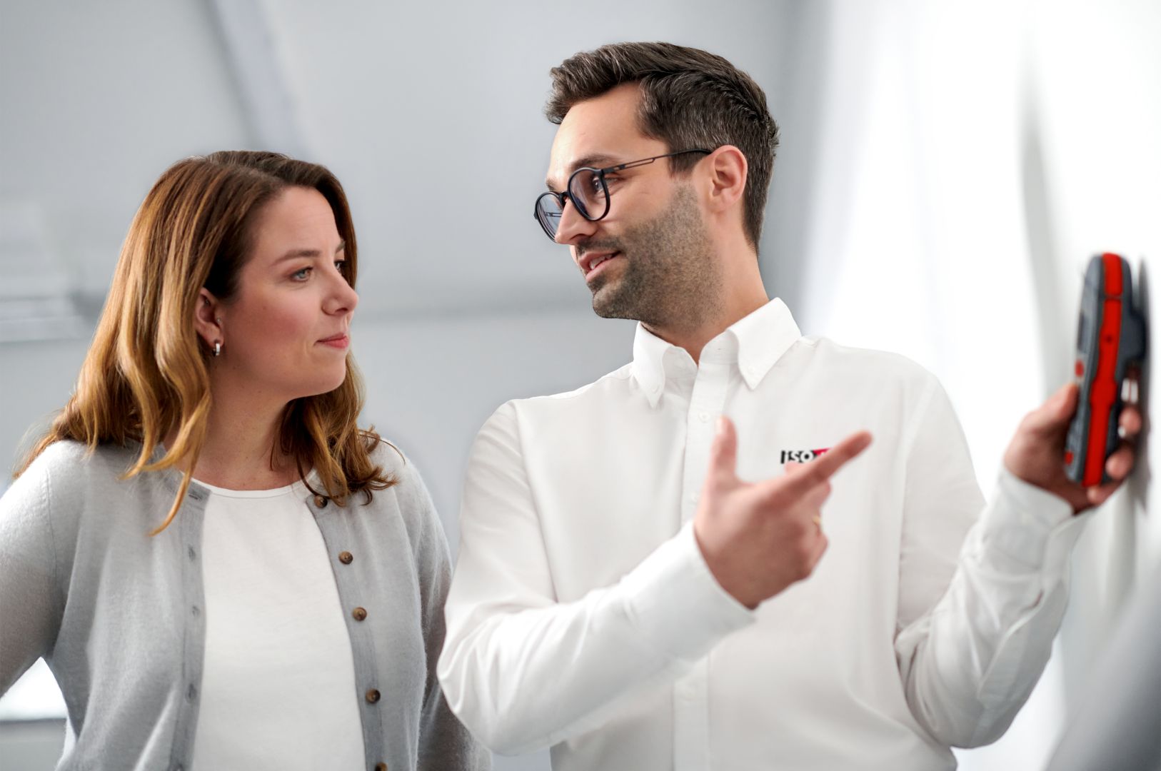 Traumhaus mit Tücken: Warum Käufer bei Feuchte- und Schimmelschäden genau hinschauen sollten