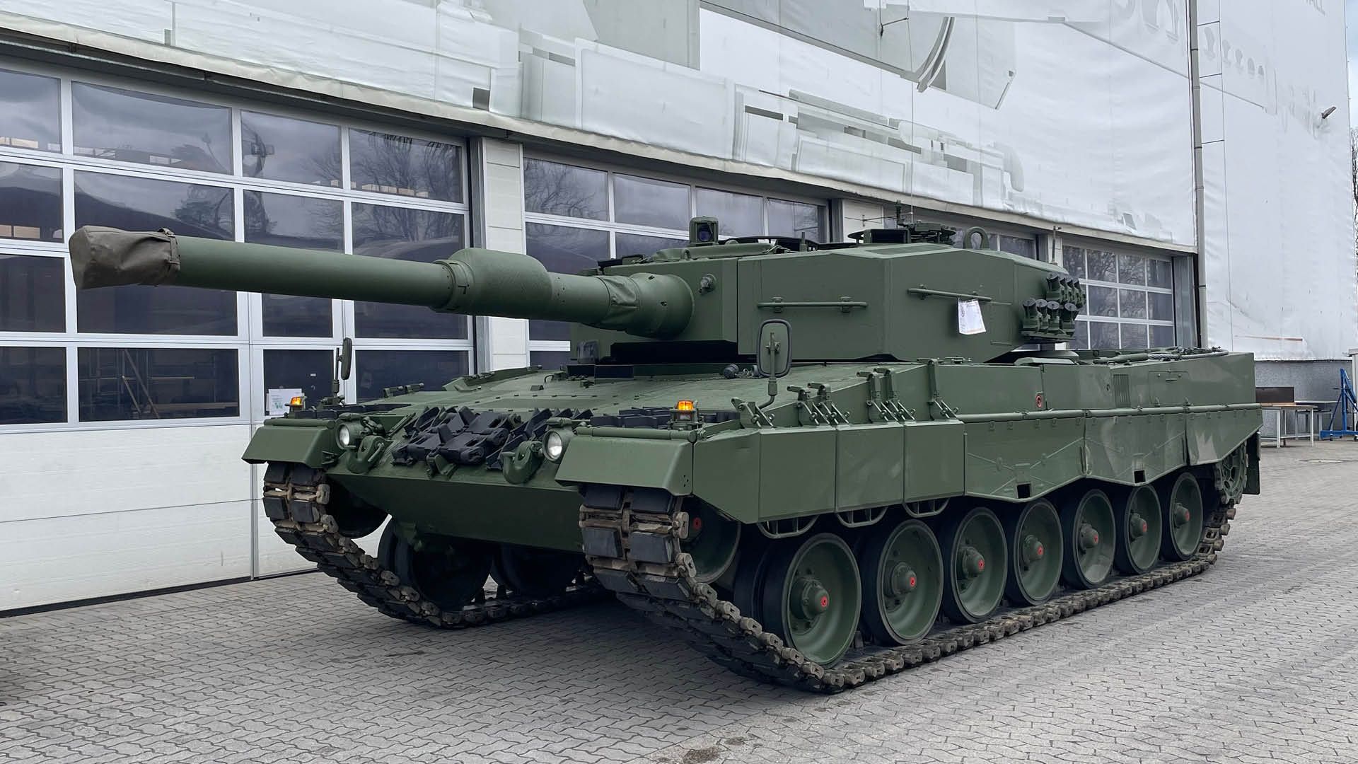 Tschechien beauftragt Rheinmetall mit Wartung des Kampfpanzers Leopard 2 und des Bergepanzers 3 – Auftragswert bis zu 250 MioEUR